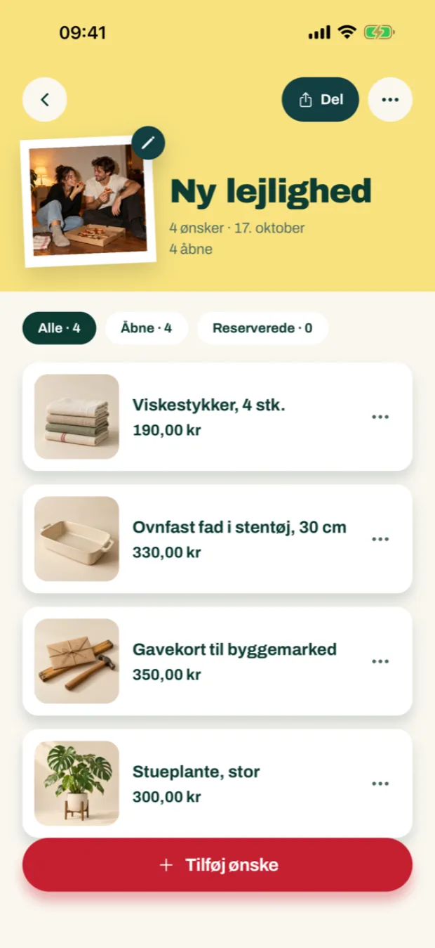 AI-genereret: Appen mine, thanks. på en iPhone – en ønskeliste med fire ønsker, øverst et polaroid af et par, der spiser pizza på gulvet.